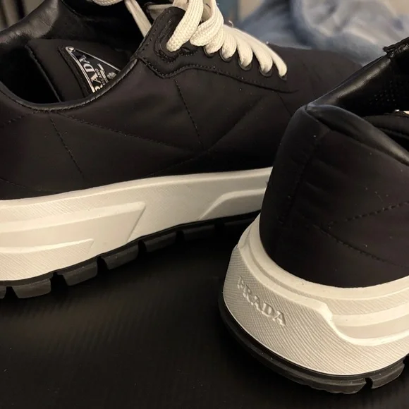 Prada Quilted Black and White Sneakers (CALZATURE DONNA) - Picture 6 of 8